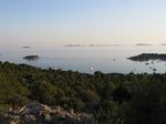 Blick auf Kornaten am Horizont