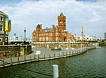Cardiff, Cardiff Bay m. Pierhead Building